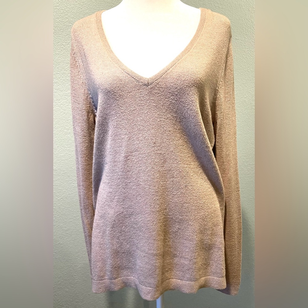 Cozy V-Neck Sweater in Soft Beige